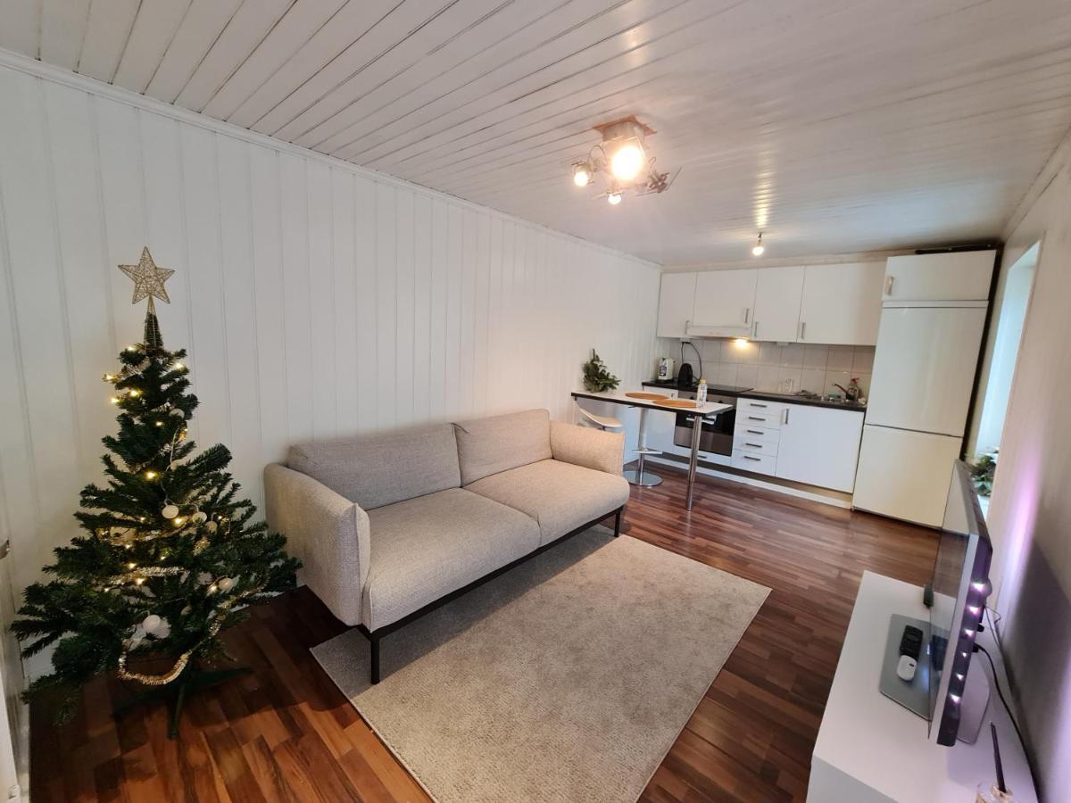 Cozy Apartment In The City Center Of Stromstad Luaran gambar