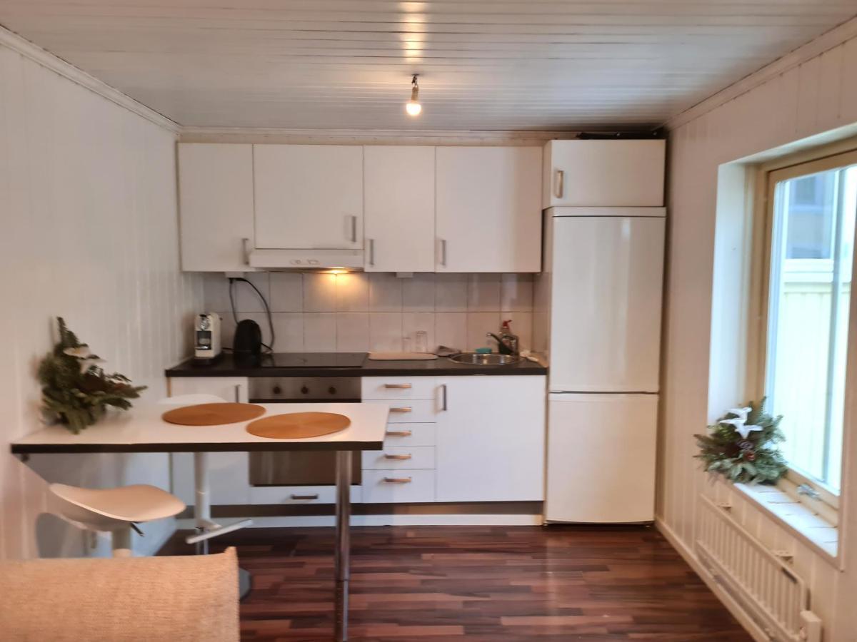 Cozy Apartment In The City Center Of Stromstad Luaran gambar