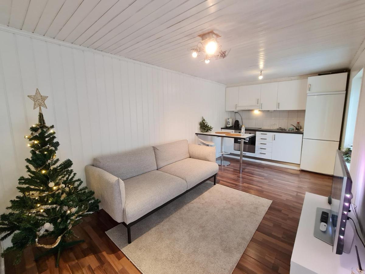 Cozy Apartment In The City Center Of Stromstad Luaran gambar